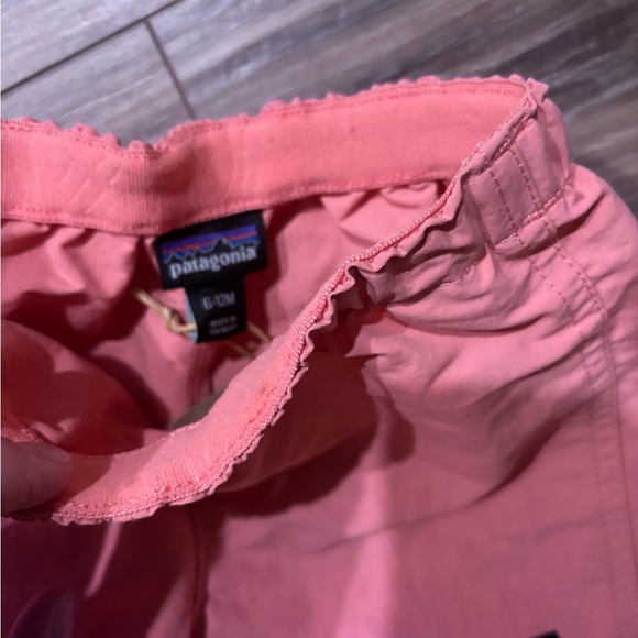 Patagonia Capilene Top and Baggie Shorts Size 6-12 months - Picture 3 of 6